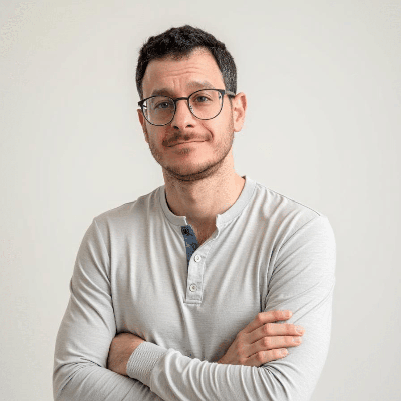 Shlomi Fruchter Headshot square